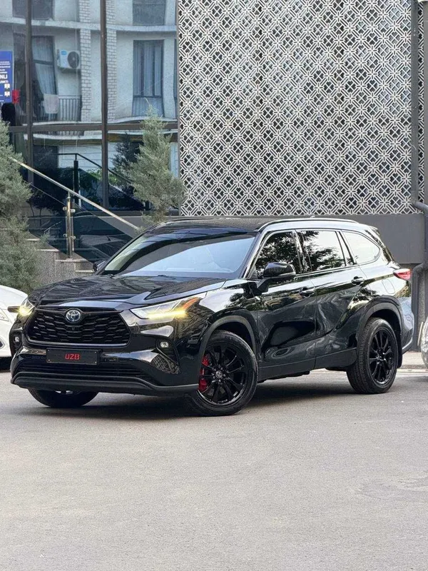 Sotuvda Toyota Highlander Limited Hybrid — фото 1