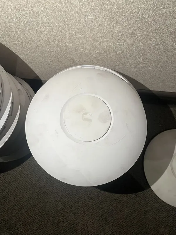 Ubiquiti UniFi AP AC Pro UAP-AC-PRO) Wi-Fi точка доступа | 14 шт | Б/У 1