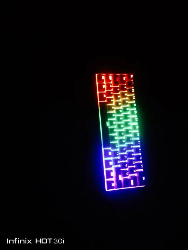 T60 Mexanik Klavaitura | RGB | USB | Yaxshi holatda 1 T60 Mexanik Klavaitura | RGB | USB | Yaxshi holatda 1