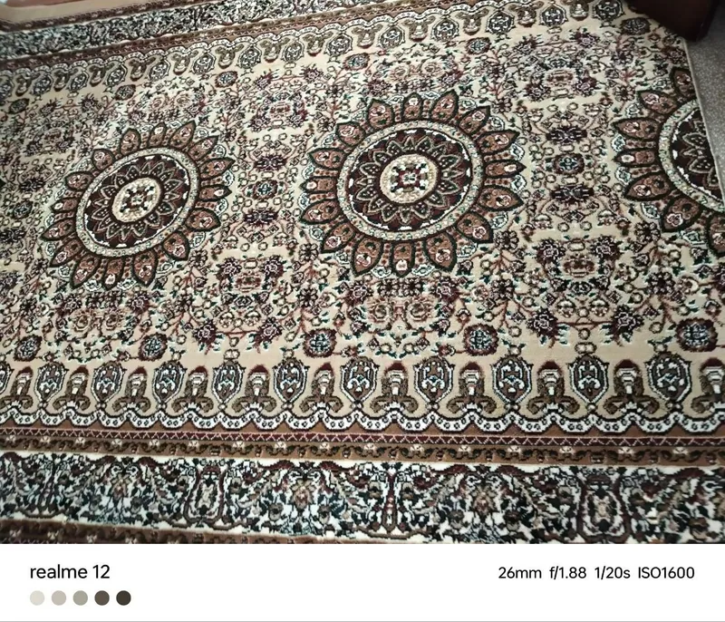 Gilam razmeri 2.00*2.30 yangi