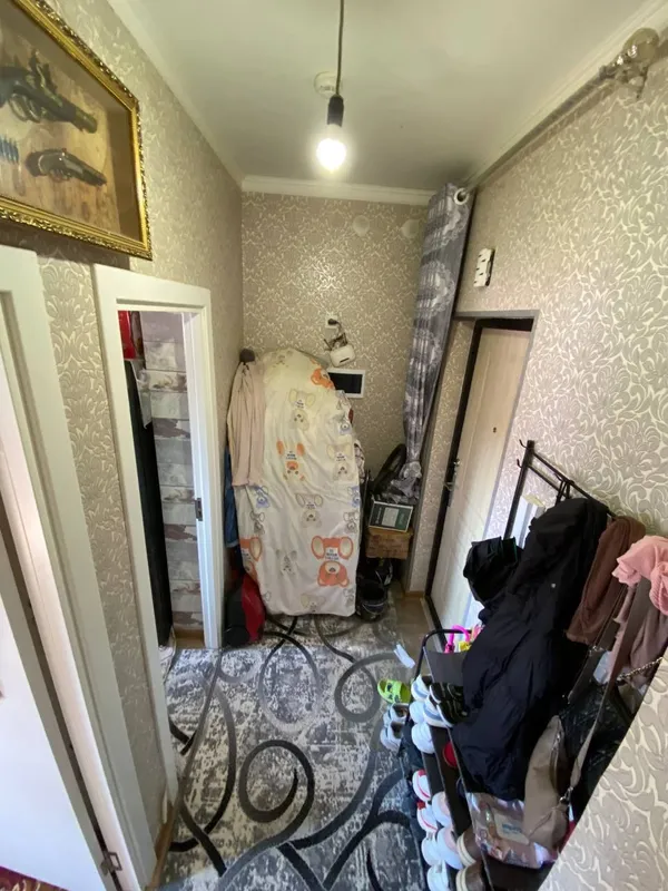 Срочно сотилади 1 хонали Уй холати яхши баракали Уй хамма шароит бор . — фото 1