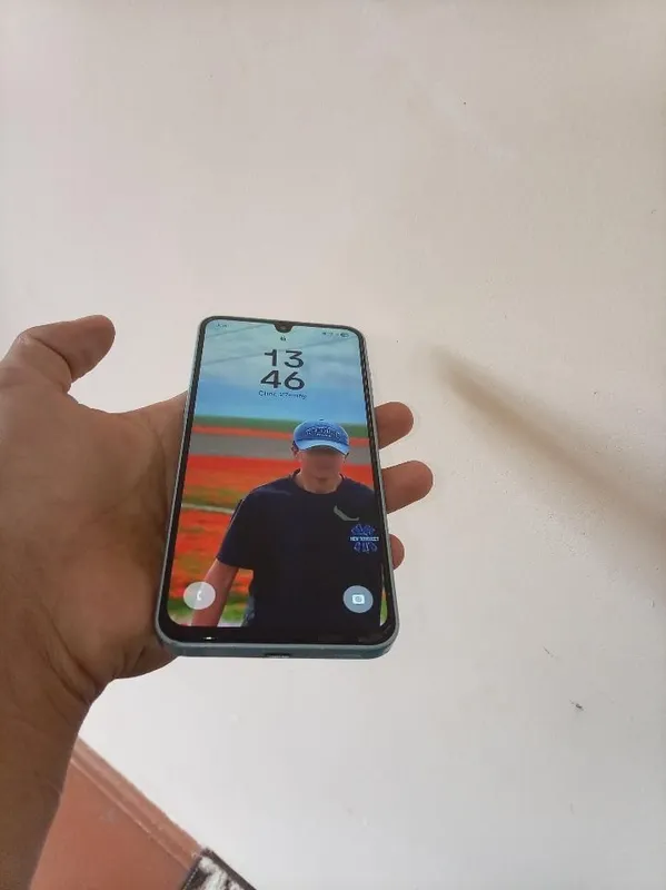 SAMSUNG GALAXY A17