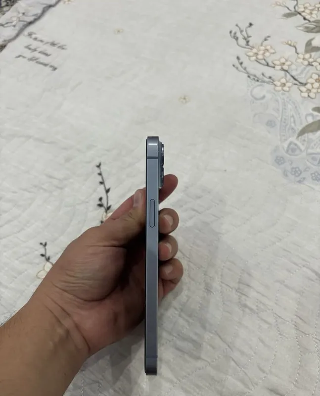 Продаётся iPhone 14 Plus 4