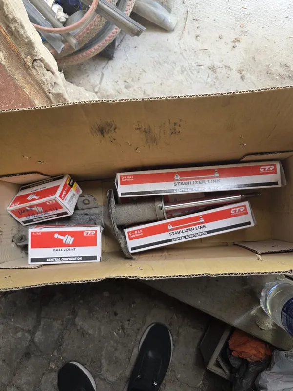 Продаю б/у запчасти на ваз 2109 4 Продаю б/у запчасти на ваз 2109 4