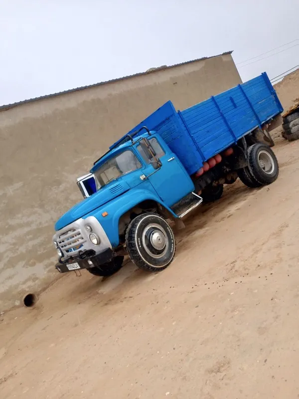 Zil bortil sotiladi 2 Zil bortil sotiladi 2