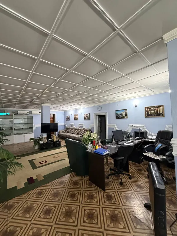 Продаётся 200 м² нежилой под офис — фото 3