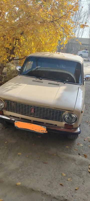 Lada Jiguli 21011