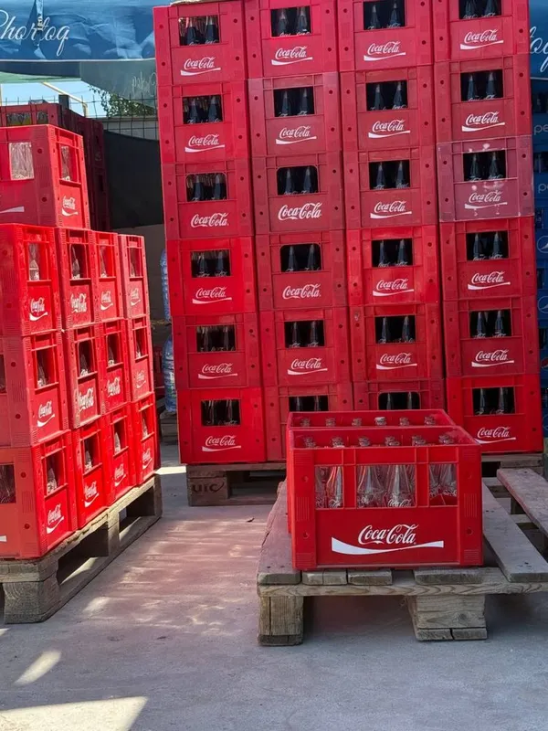 Coca Cola яшики по 130.000 сум