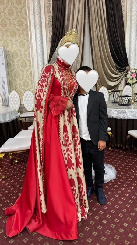 Kelinlar uchun juda chiroyli koʻylak