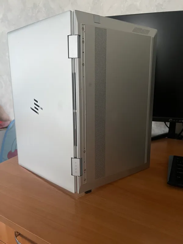 HP Envy x360 4 HP Envy x360 4