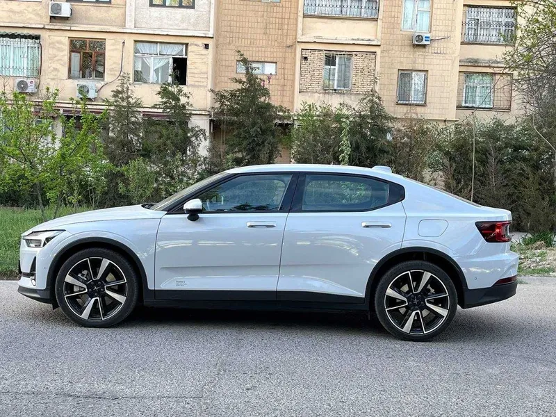 Polestar 2 elektromobil 4 Polestar 2 elektromobil 4