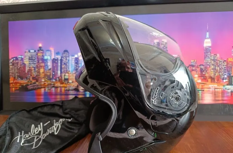 Мото шлем от Американского бренда Harley Davidson 6