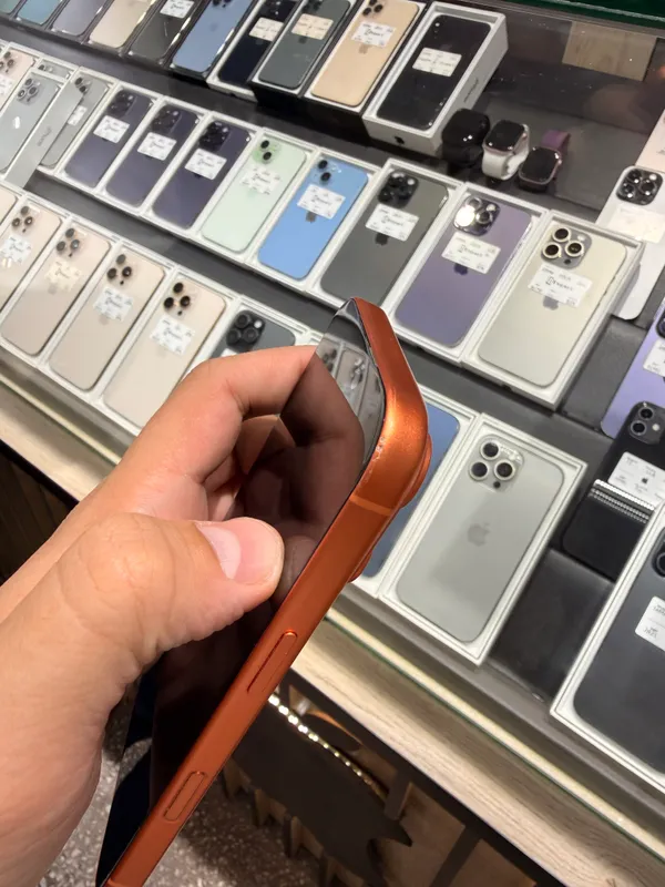 IPhone 17 Pro 256 ГБ 4 IPhone 17 Pro 256 ГБ 4