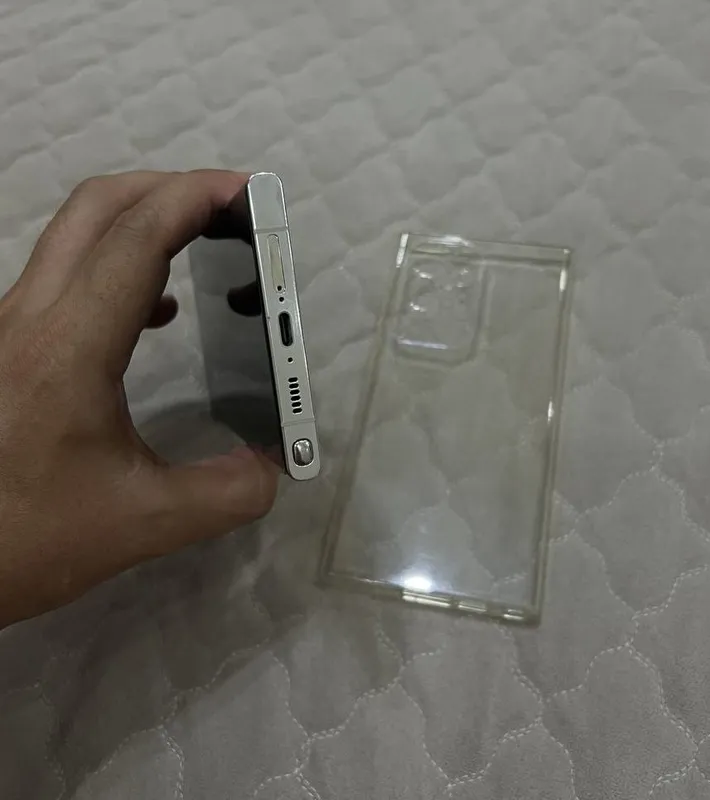 Samsung S23 Ultra, Koreyskiy, IMEI bor 5 Samsung S23 Ultra, Koreyskiy, IMEI bor 5