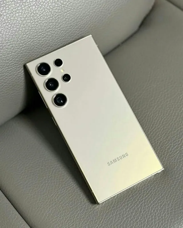 продам Samsung Galaxy S23 Ultra