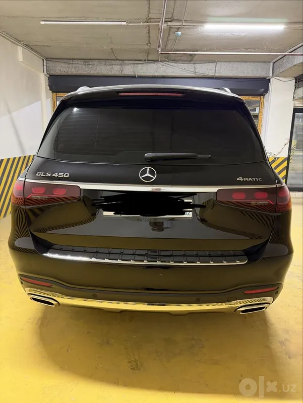 Mercedes-Benz GLS 450 4 Mercedes-Benz GLS 450 4