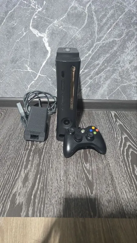 Xbox 360 elite, 120 gb Xbox 360 elite, 120 gb