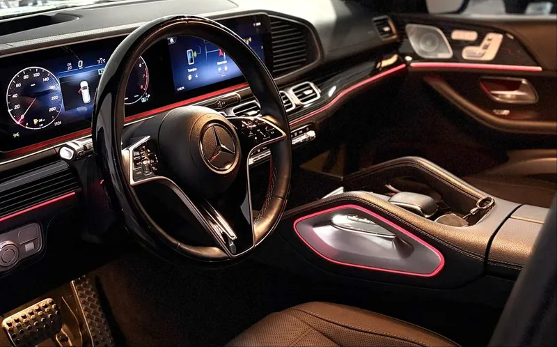 Mercedes-Benz GLS 450 4MATIC — фото 2