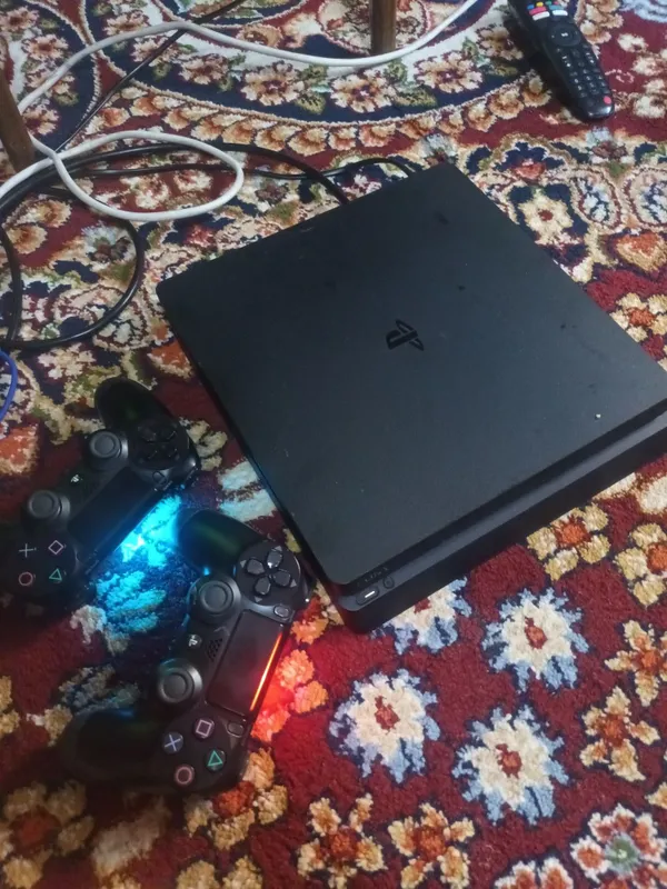 Play station 4.. Play station 4..