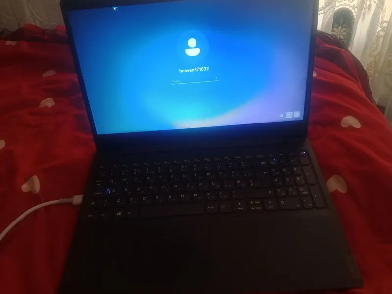 Lenovo 2023 yilda olingan