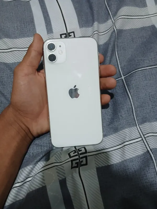 iPhone 11 1 iPhone 11 1