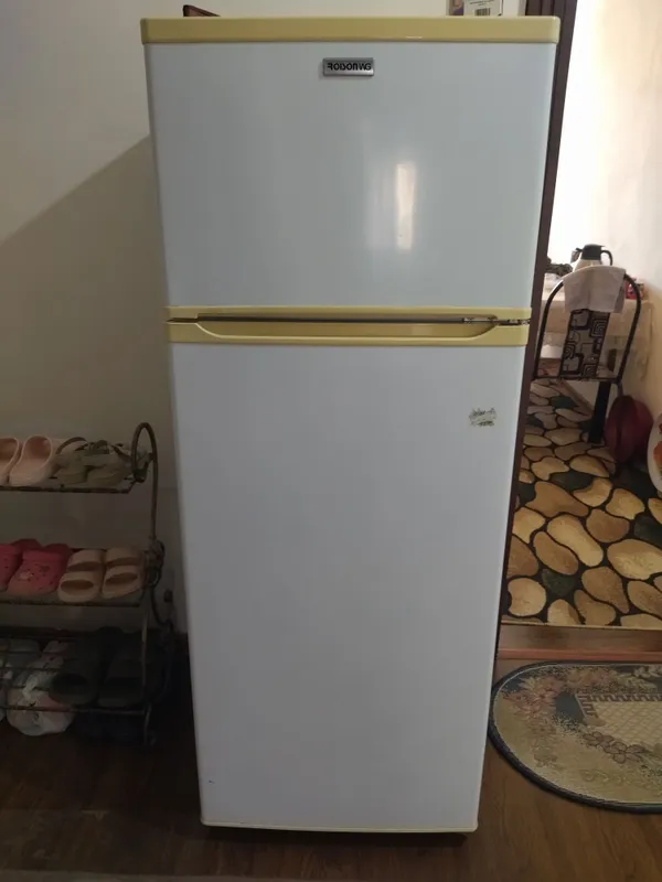 Холодельник Ройсон сотилади 2