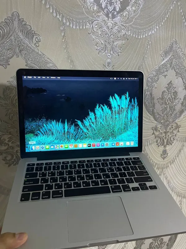 Apple MacBook Pro Retina 13" (Early 2015) srochni sotiladi . 2 Apple MacBook Pro Retina 13" (Early 2015) srochni sotiladi . 2