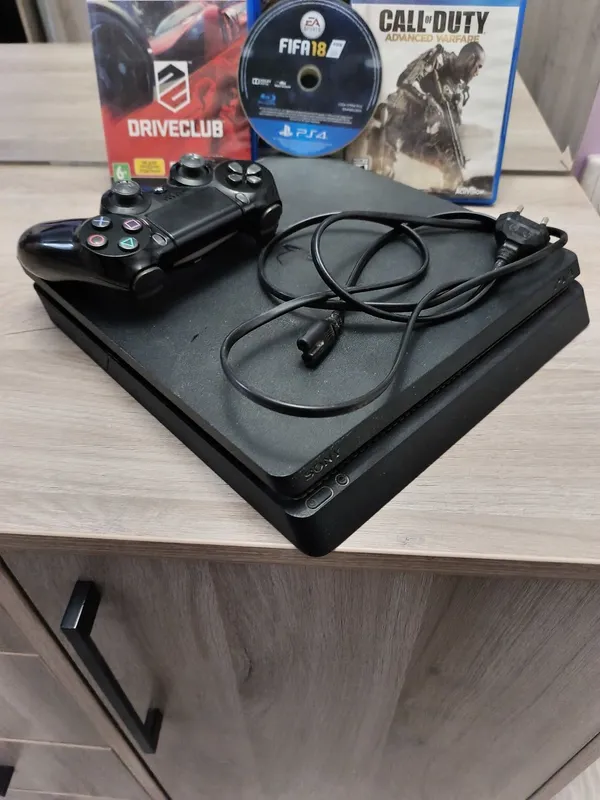 PS4 Slim 500 GB sotiladi. Holati yaxshi, to'liq ishlaydi. PS4 Slim 500 GB sotiladi. Holati yaxshi, to'liq ishlaydi.