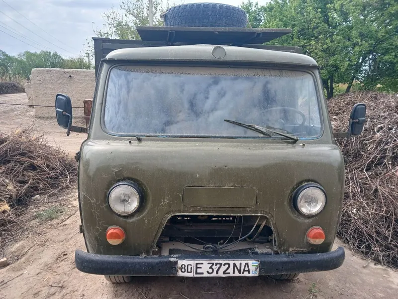 Uaz 3303 sotiladi