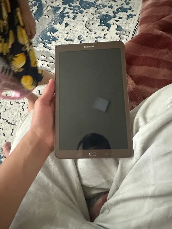 Samsung tab e — фото 2