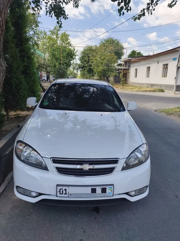 Gentra 2023 yil 3 poz lyuk siz. Kraska toza. 5