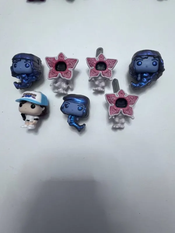 Продаю всю коллекцию Kinder Joy Stranger things включая Уилла — фото 1