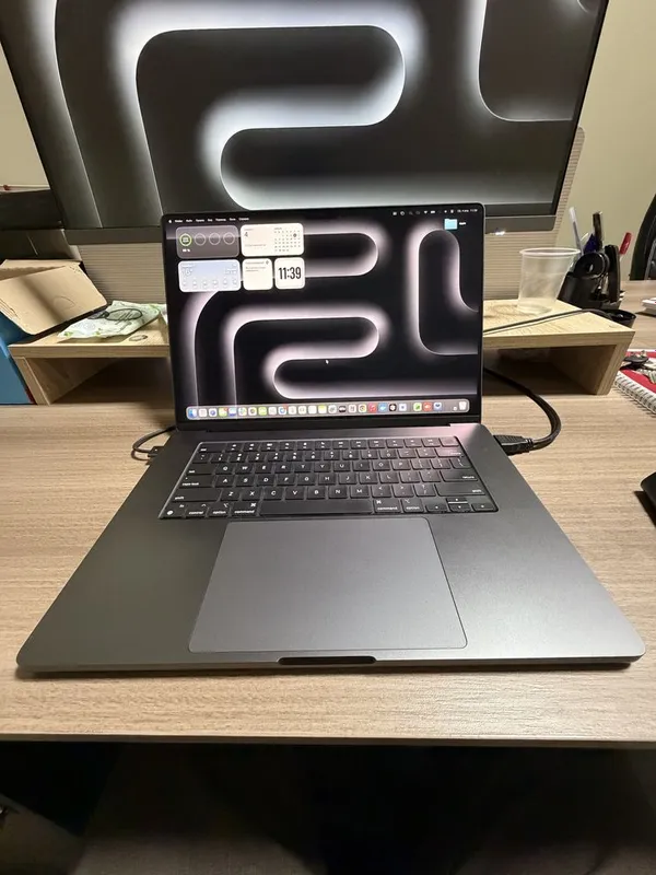 Macbook Pro M4 Pro 512/24 16 dyum / inch