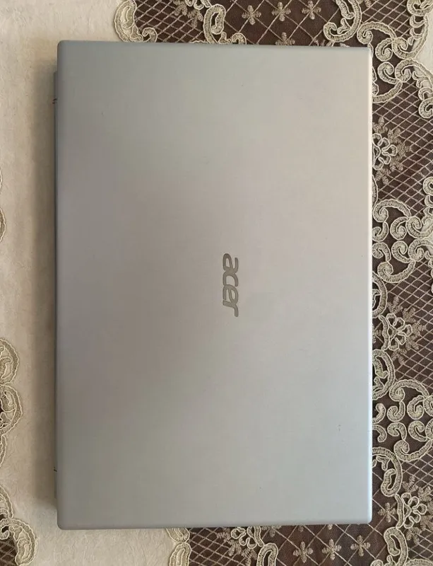 Acer core 3 yangi notbook pul zarur Holati: Juda y