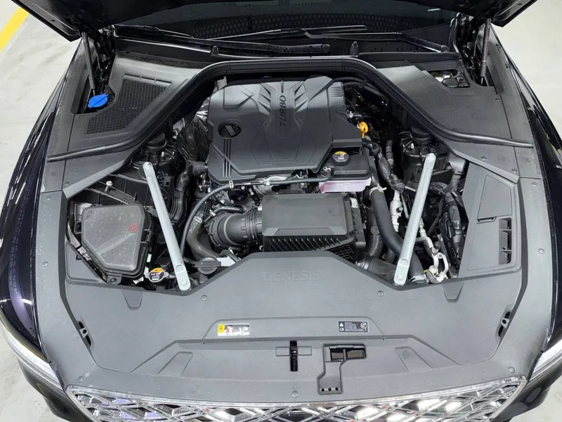 Genesis G80 AWD 2.5 5 Genesis G80 AWD 2.5 5