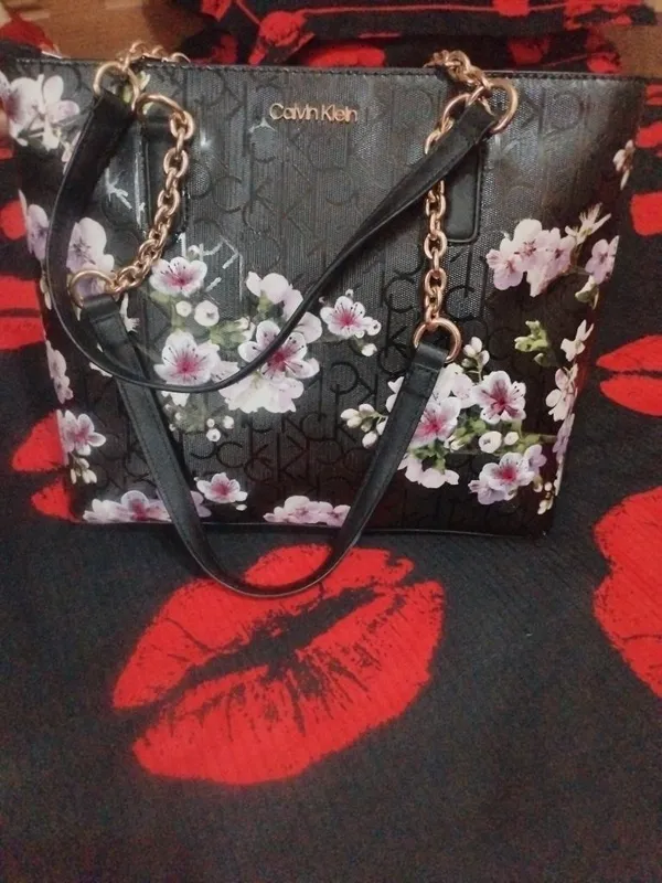 Продам сумку от Calvin clean