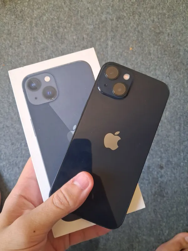 Продаётся iPhone 13