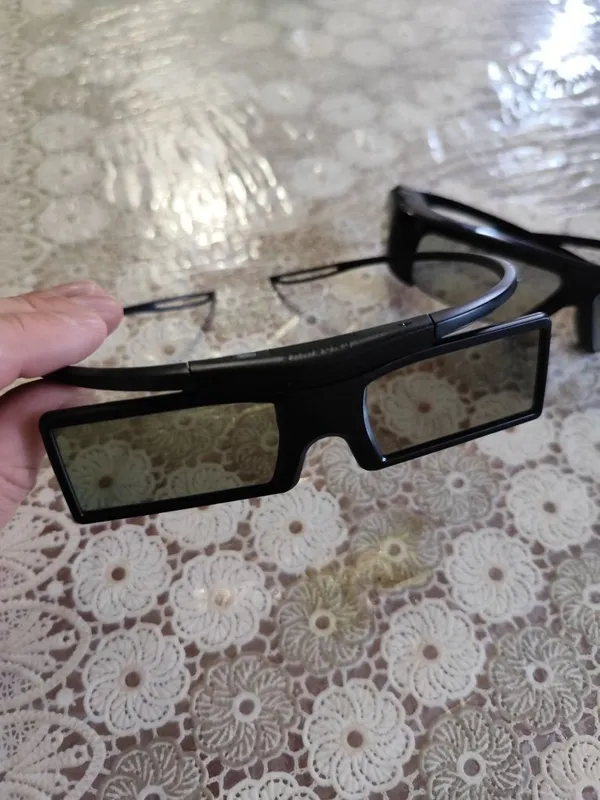 3D очки Samsung телевизора 1