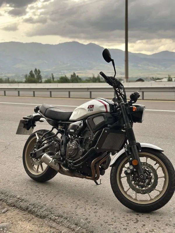 Yamaxa xsr700 Новый 2023 год новый 1000 км Yamaxa xsr700 Новый 2023 год новый 1000 км