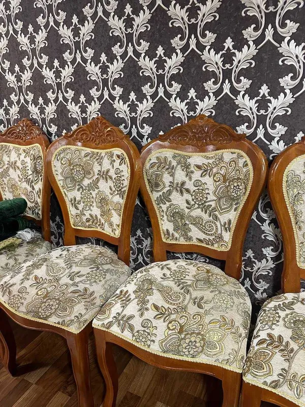Стол стул для гостиной 12 кишилик холати аъло даражада — фото 3