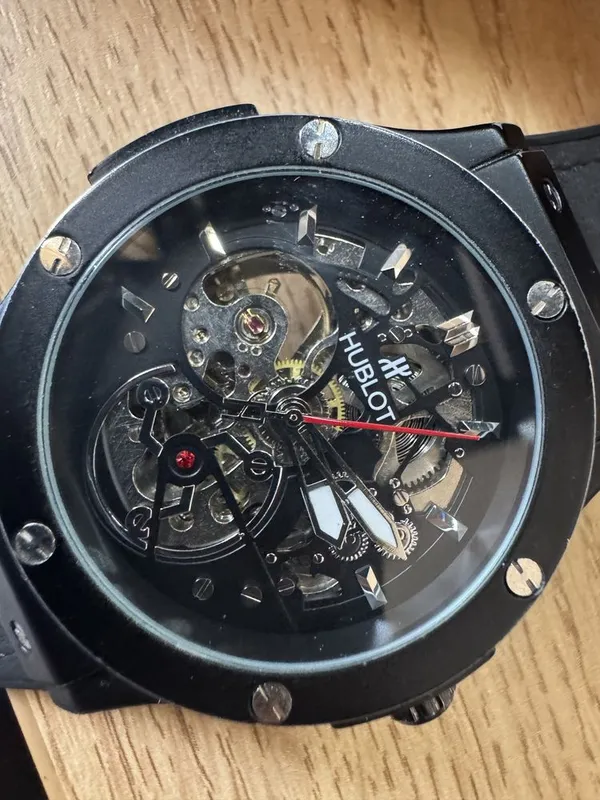 Hublot geneve mexanicheskiy — фото 1 Hublot geneve mexanicheskiy — фото 1