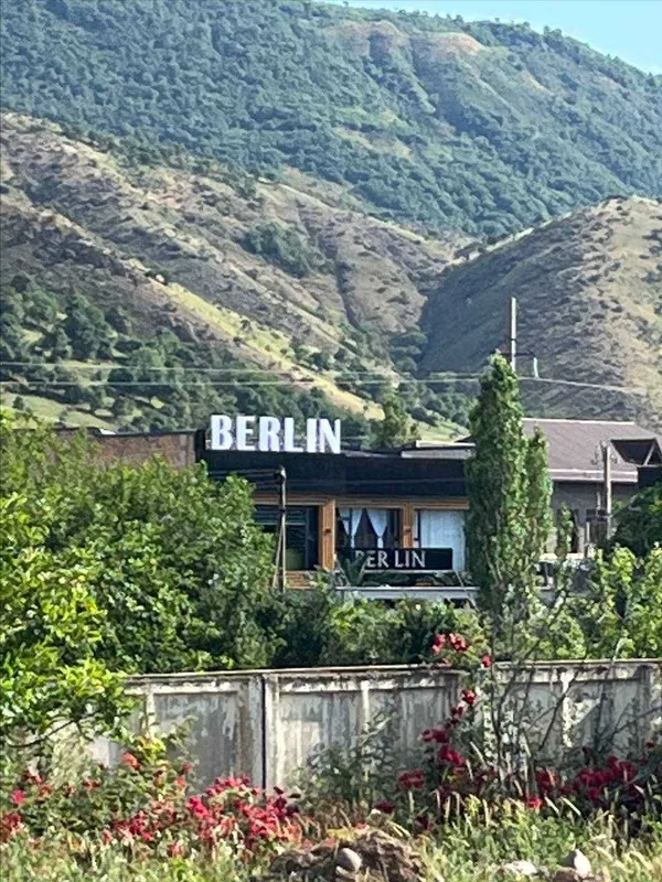 Сдаётся в аренду дача все удобства есть только семья и друзья BERLIN 3 Сдаётся в аренду дача все удобства есть только семья и друзья BERLIN 3
