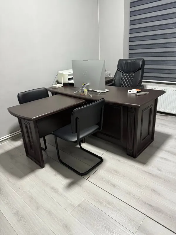 Ofis mebellari srochni sotiladi, komplekt yoki aloxida sotiladi. 1 Ofis mebellari srochni sotiladi, komplekt yoki aloxida sotiladi. 1