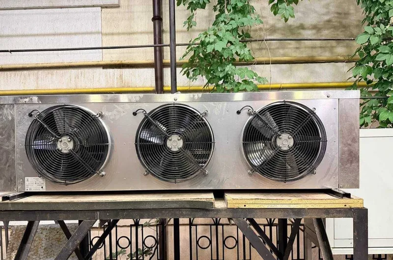 Среднетемпературный би-блок Technoblock S.p.a. CBM500YEFU 5 Среднетемпературный би-блок Technoblock S.p.a. CBM500YEFU 5