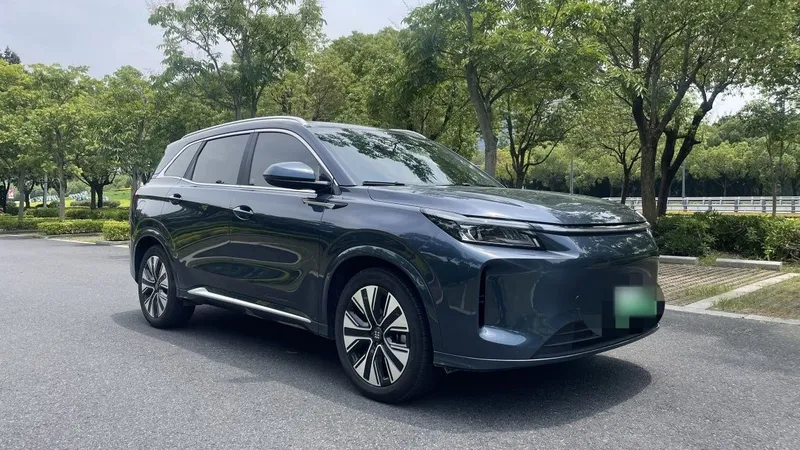 Dongfeng Landian E5 Plus 7 oʻrindiqli 2