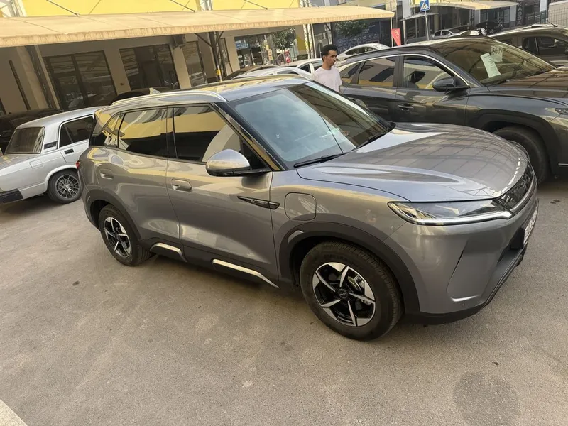 Byd Yuan AP 2.500$ bilan nomizga oʻtadi — фото 7