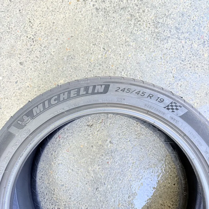Шины Michelin pilot sport 4 245/45 R19 — фото 1