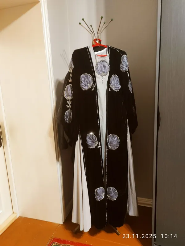 abaya