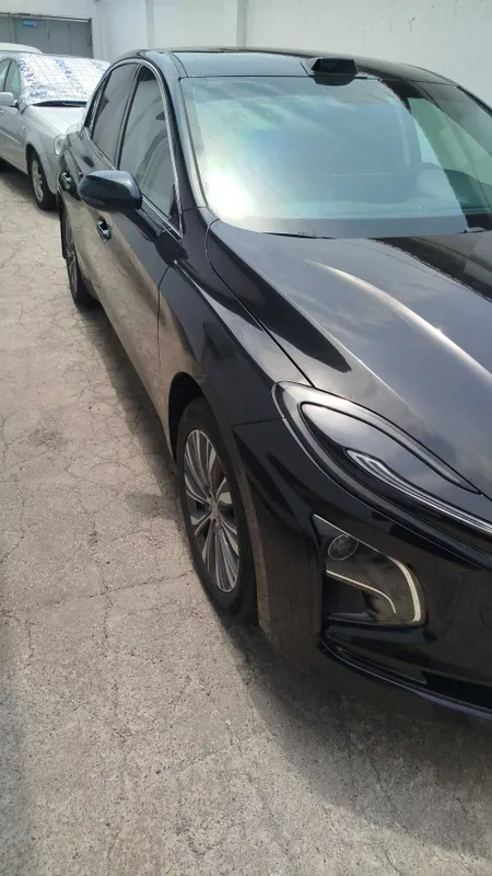 Hongqi 2024 avtomat, Hongqi 2024 yangi, Hongqi 2024 ideal holatda 2 Hongqi 2024 avtomat, Hongqi 2024 yangi, Hongqi 2024 ideal holatda 2
