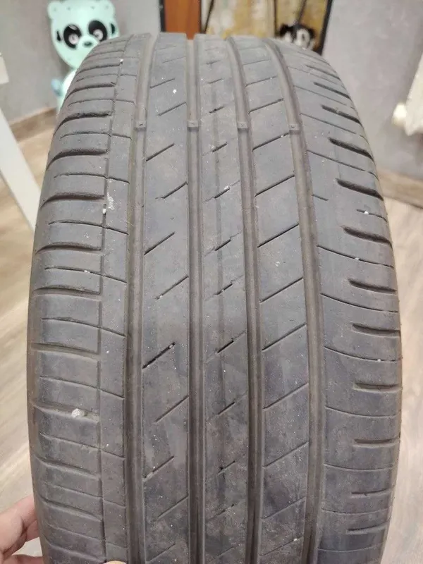 Шины Goodyear 215/55 R17 — комплект 4 шт. Б/У